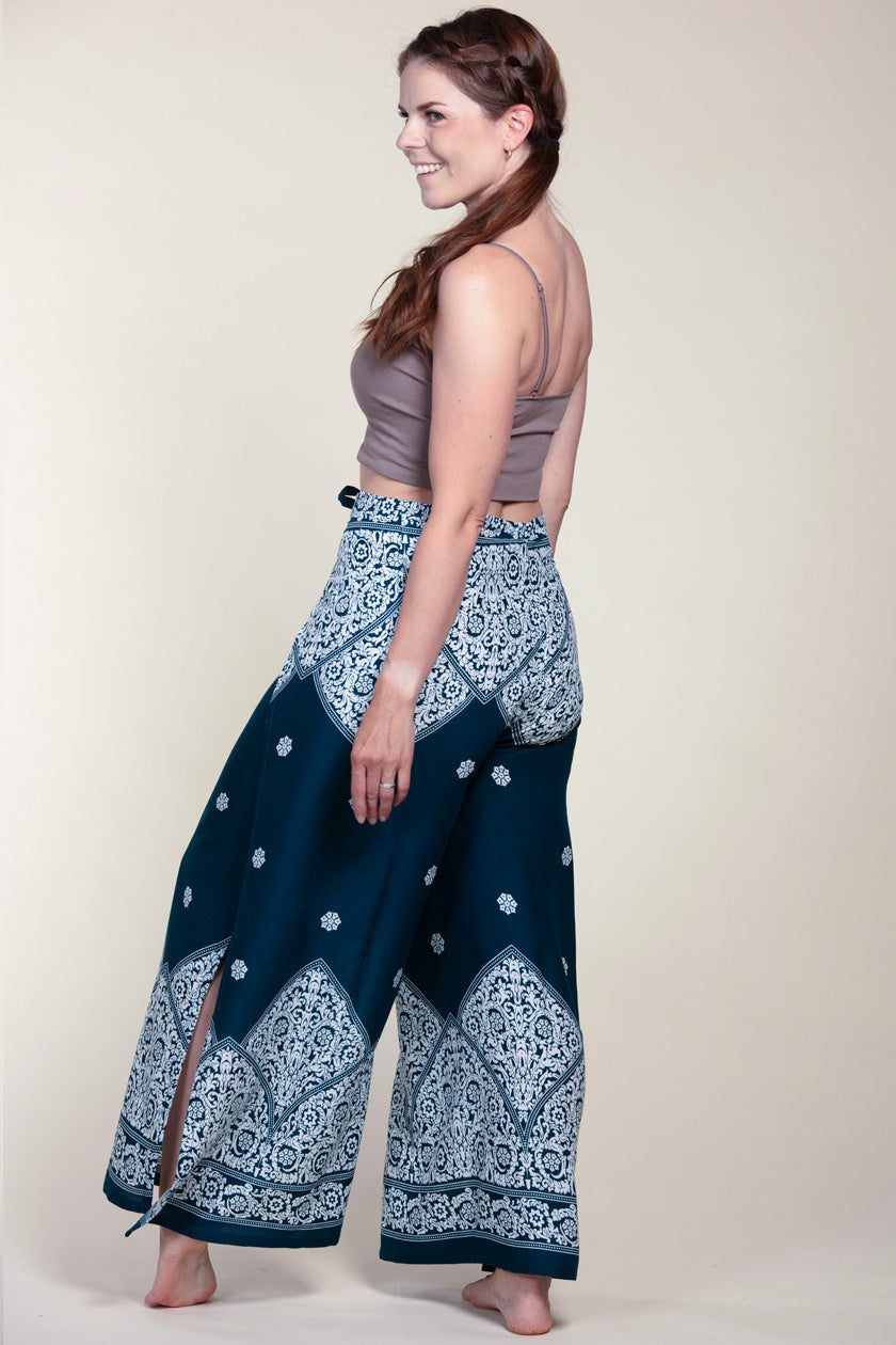 Border Vines Teal Artisan Wrap Palatsihousut - Berry Piper