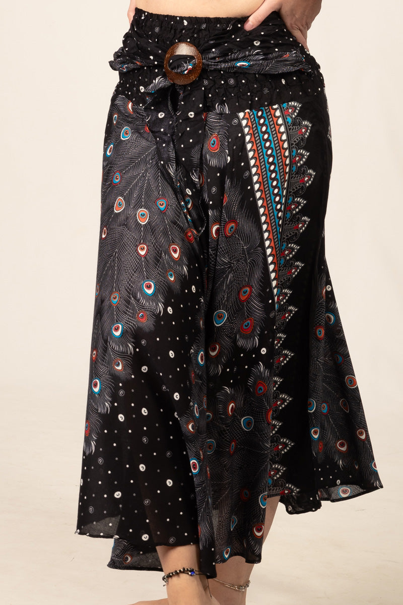 Peacock Feather Black Meadow Curved Hame