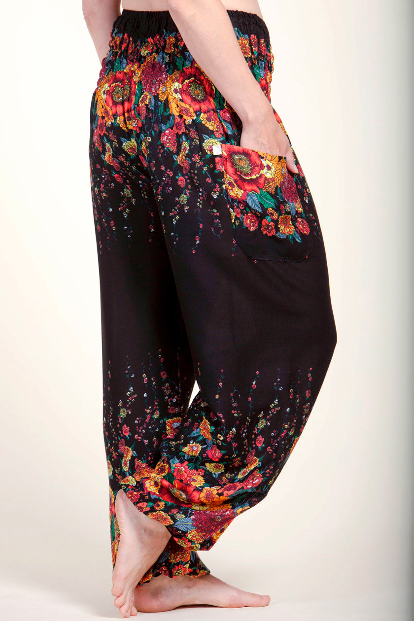 Floral Black Artisan Haaremihousut - Berry Piper