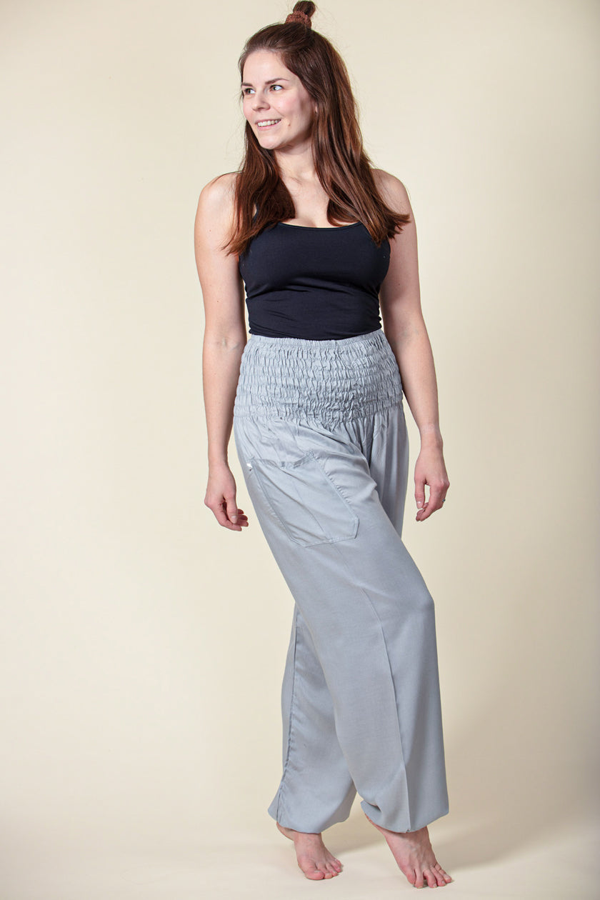 Extended Boho Gray Artisan Haaremihousut - Berry Piper