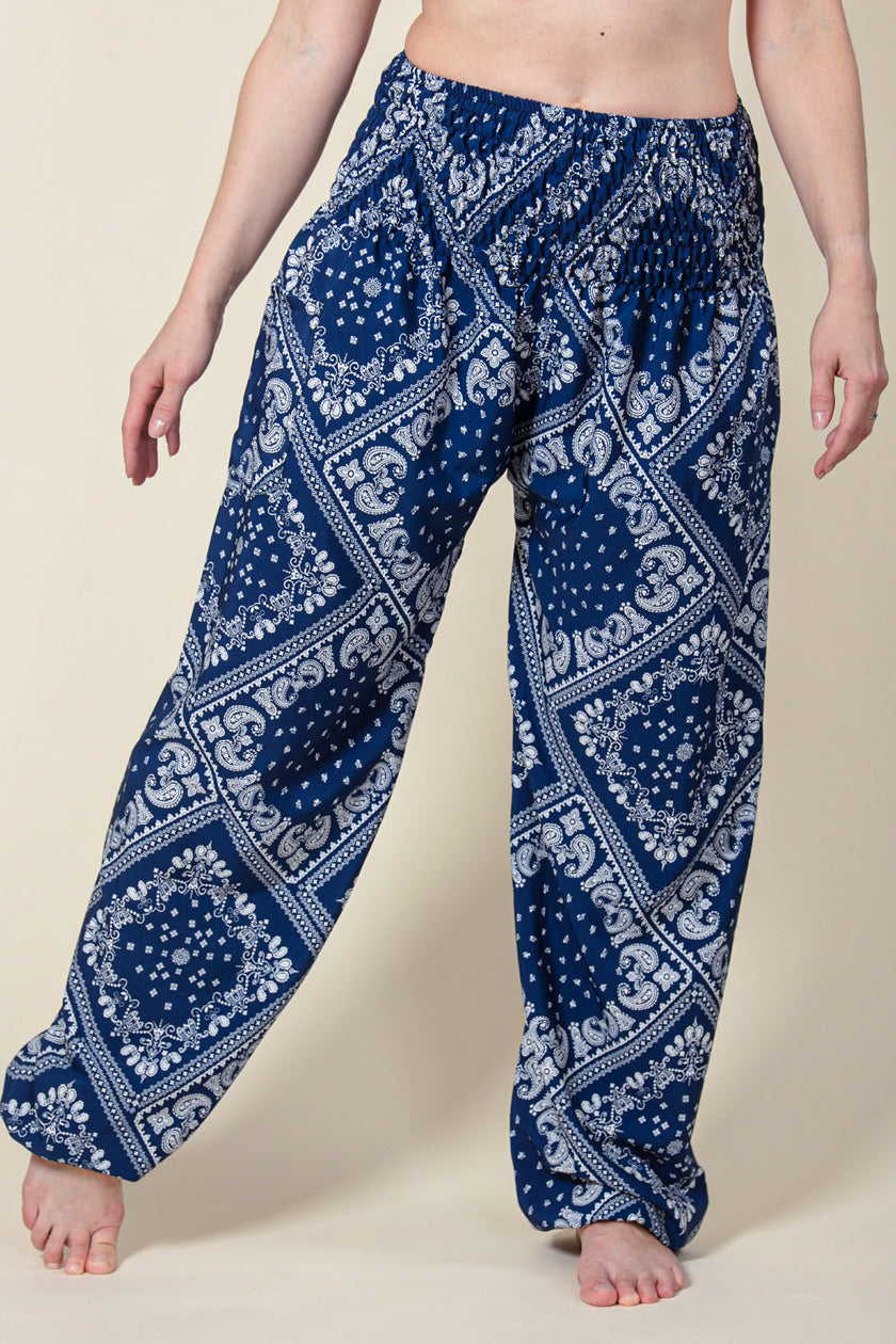 Extended Bandanna Paisley Navy Artisan Haaremihousut - Berry Piper