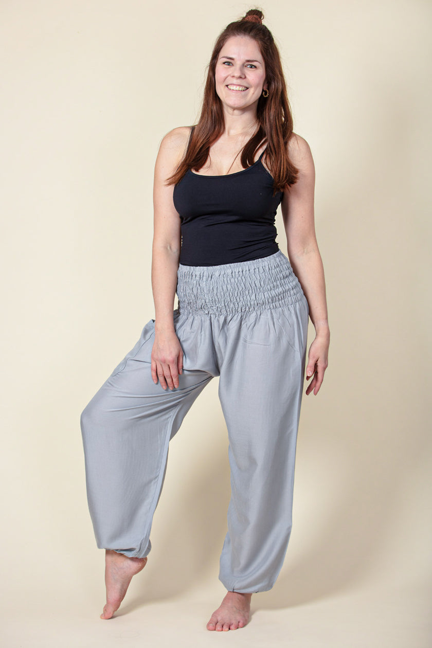 Boho Gray Artisan Haaremihousut - Berry Piper