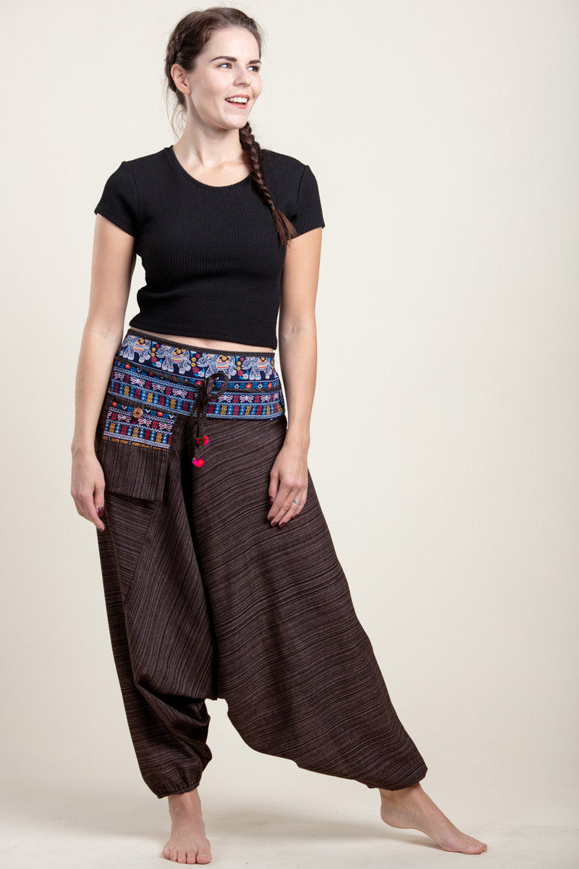 Pinstripe Elephant Brown Hill Tribe Artisan Low Cut Haaremihousut - Berry Piper