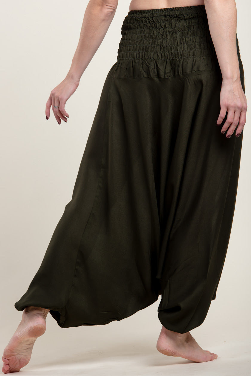 Boho Green Artisan Jumpsuit Haaremihousut - Berry Piper