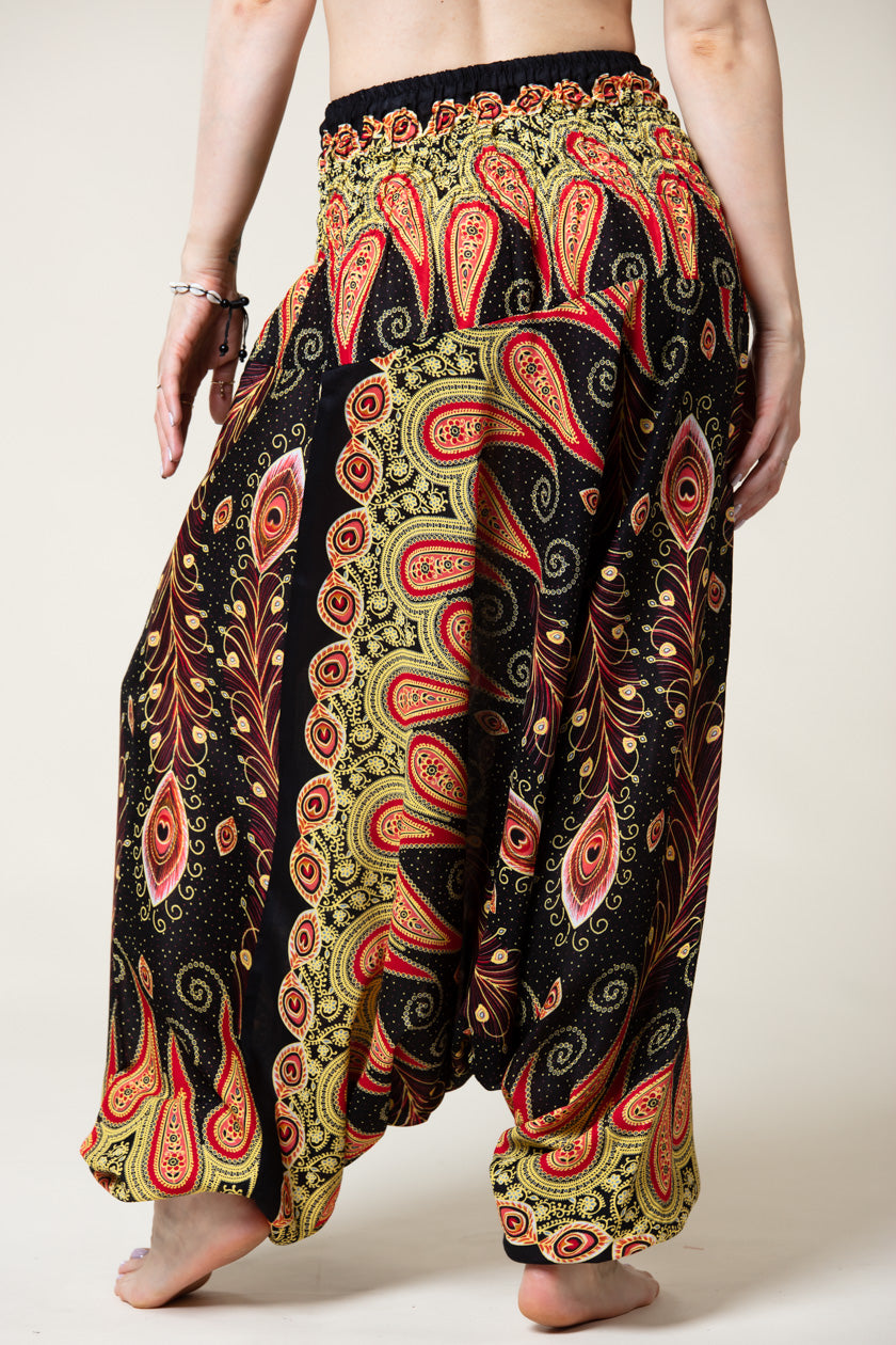 Peacock Paisley Black Artisan Jumpsuit Haaremihousut - Berry Piper