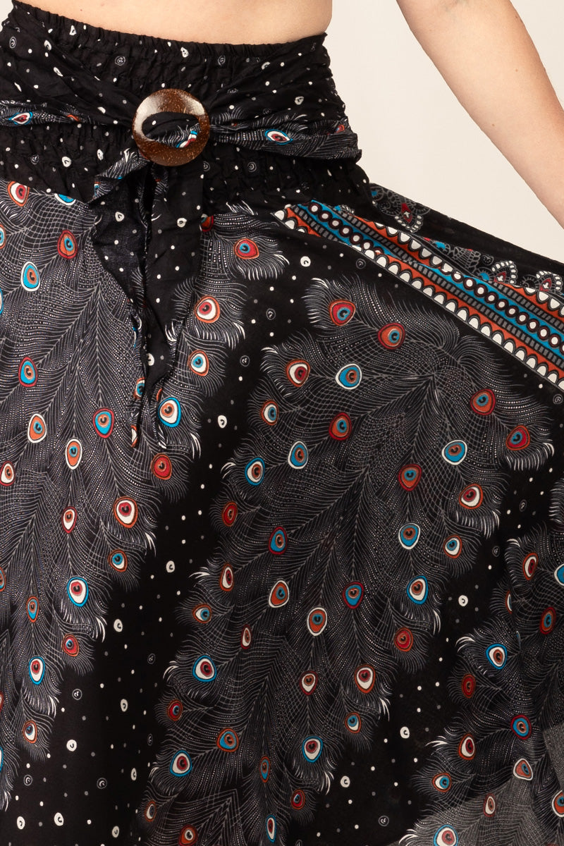 Peacock Feather Black Meadow Curved Hame