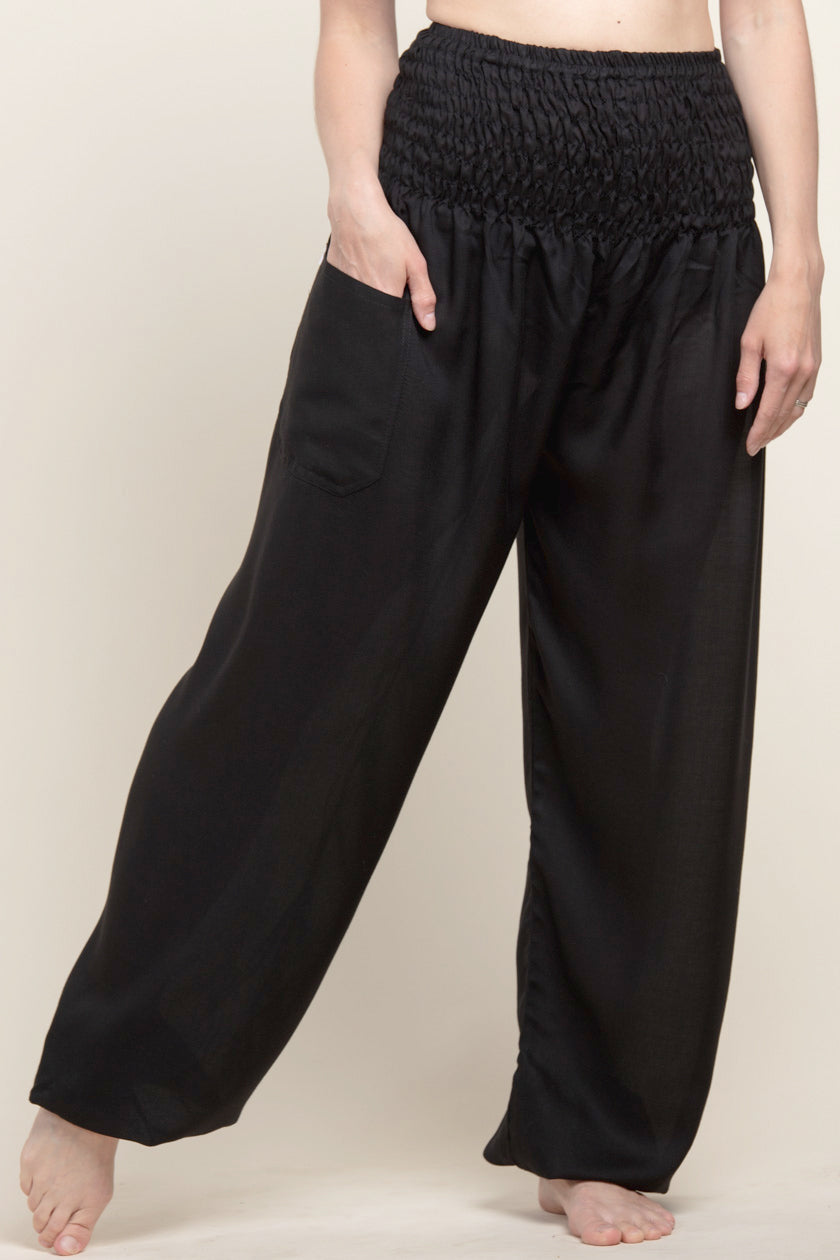 Extended Boho Black Artisan Haaremihousut - Berry Piper