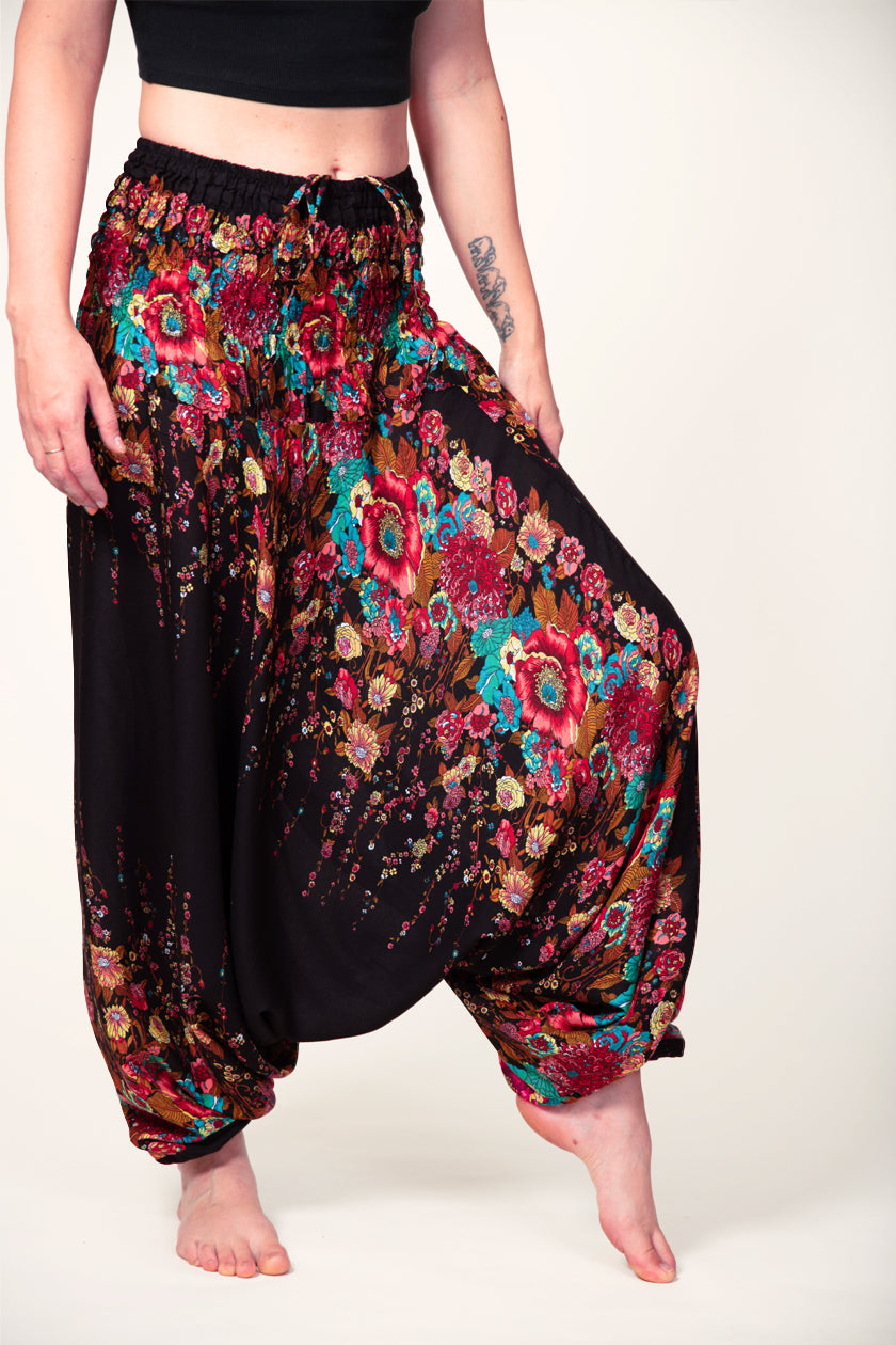 Floral Black Artisan Jumpsuit Haaremihousut - Berry Piper