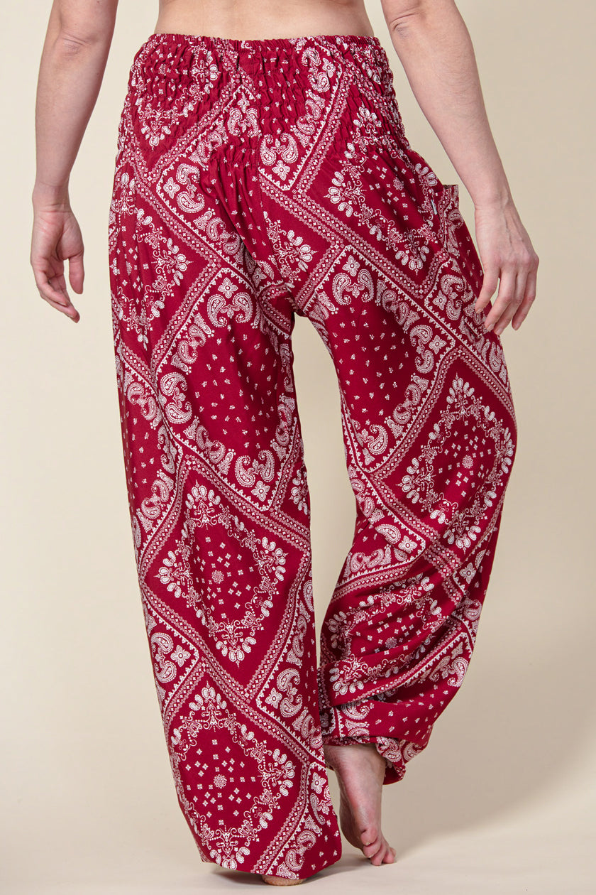 Extended Bandanna Paisley Red Artisan Haaremihousut - Berry Piper