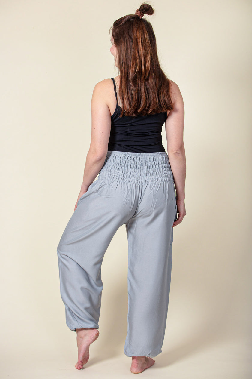 Boho Gray Artisan Haaremihousut - Berry Piper