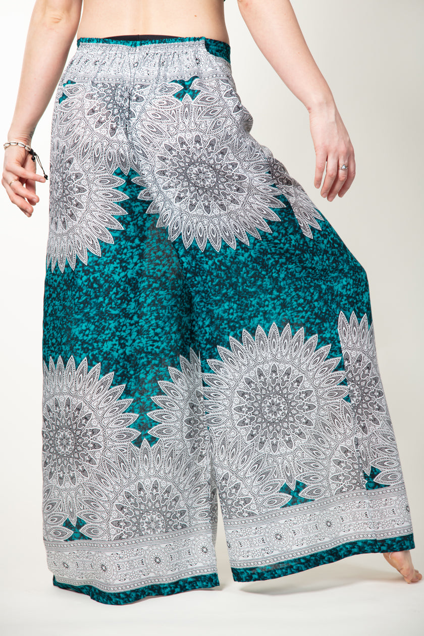 Teal Marble Mandala Artisan Palatsihousut - Berry Piper