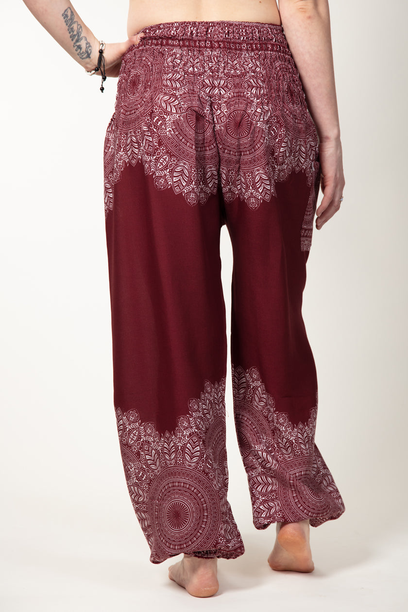 Border Mandala Maroon Artisan Haaremihousut - Berry Piper