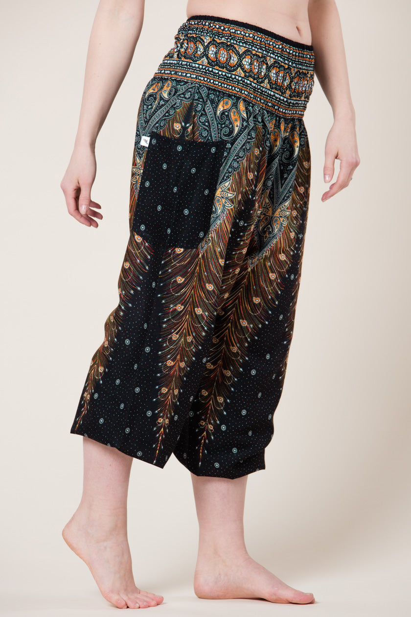 Peacock Feather Black Artisan Haaremihousut - Berry Piper