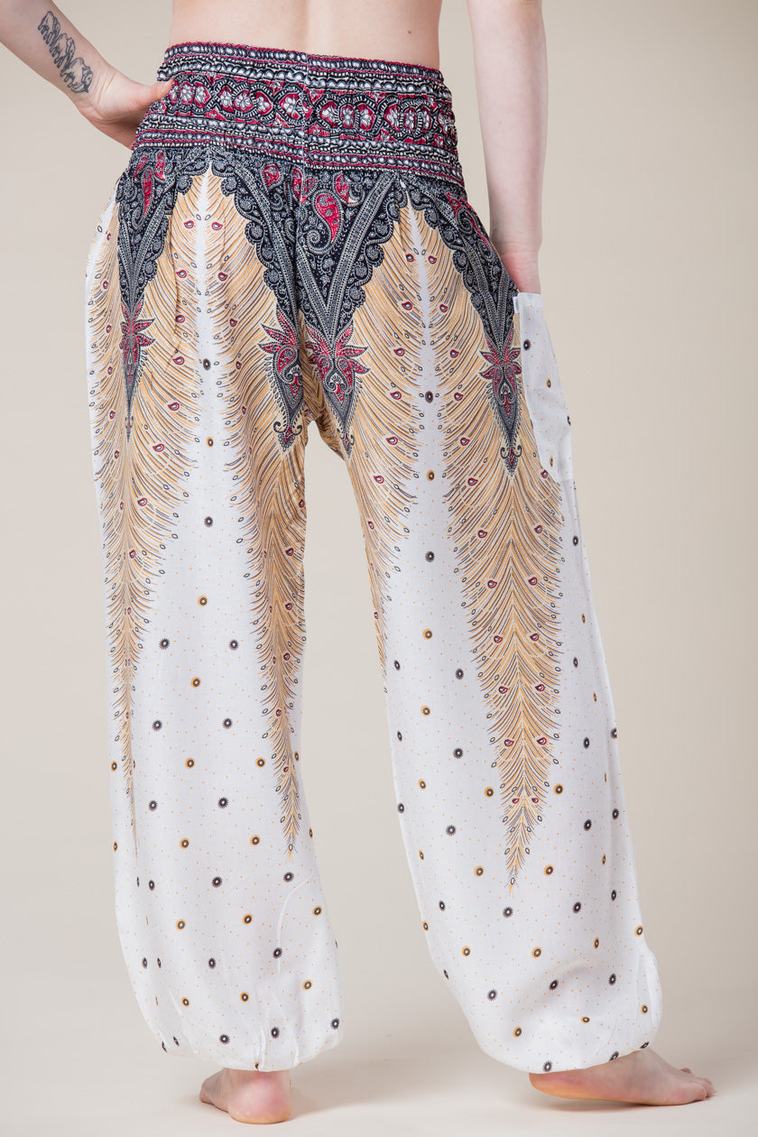Peacock Feather White Artisan Haaremihousut - Berry Piper